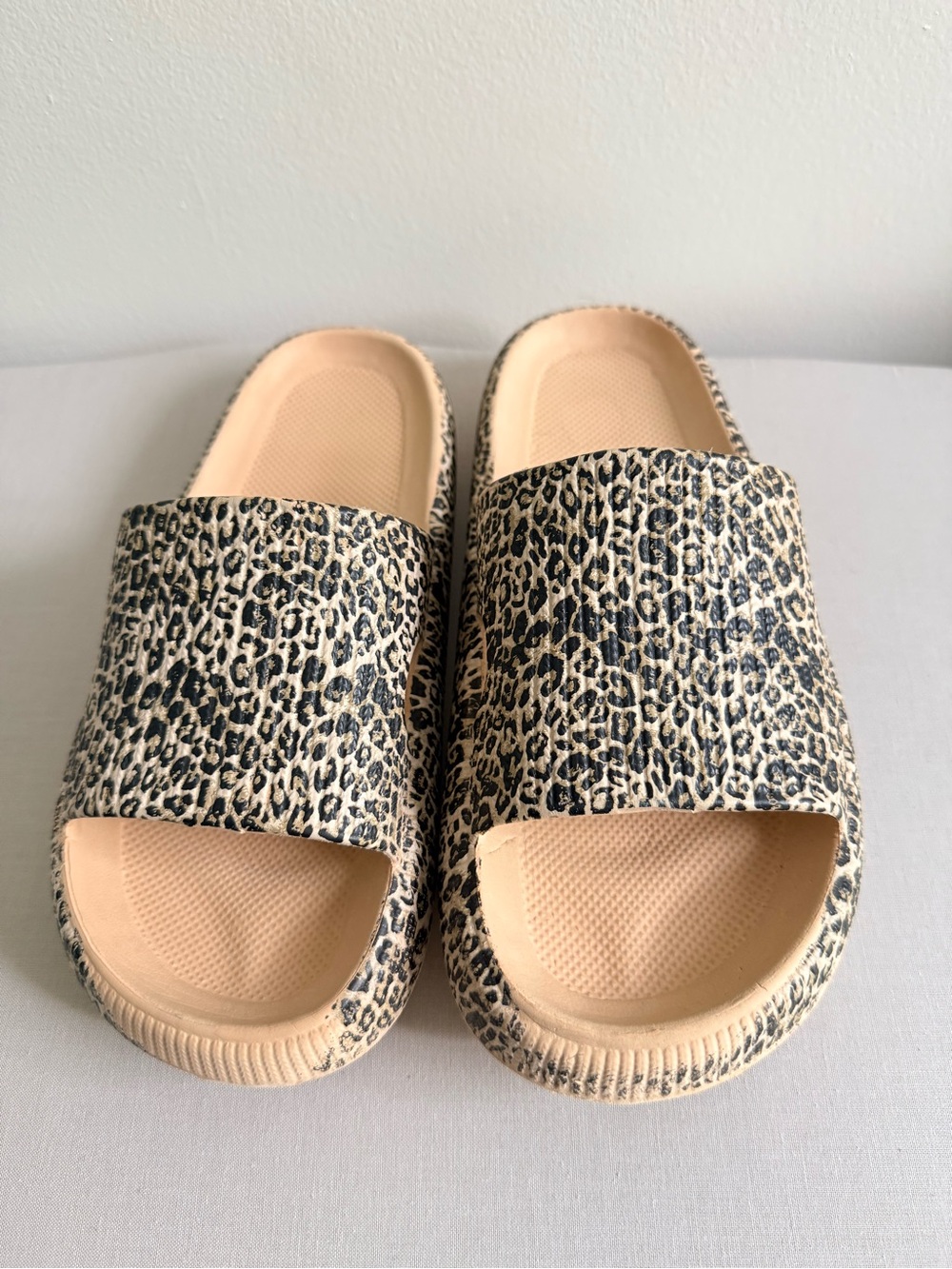 Leopard Print Slide Sandals in Beige, size 40-41 EU, 9-9.5 US